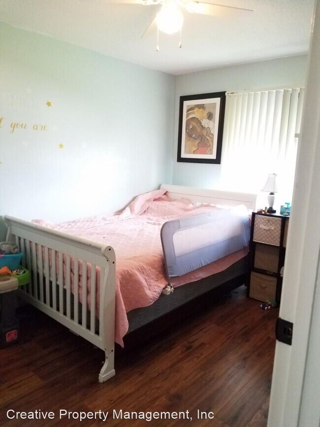 Photo - 2 br, 1.5 bath House - 1455 1st St SW