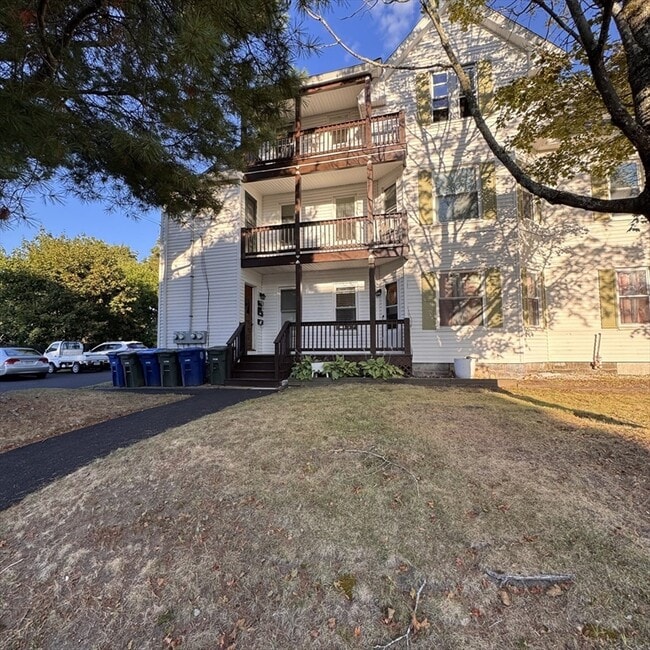 Building Photo - 238 Water St Unit 2