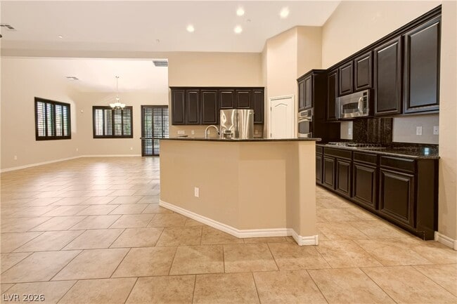2668 Bad Rock Cir
