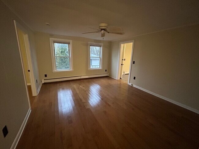 Photo - 16 E Walnut St Unidad 1