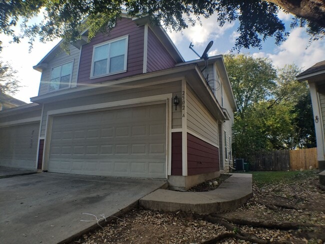 Building Photo - 2502 Allred Dr Unit 2502-A ALLRED