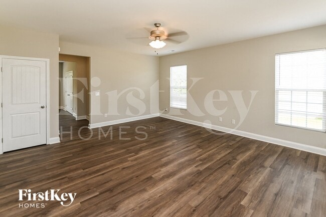 6315 Bluffton Ln