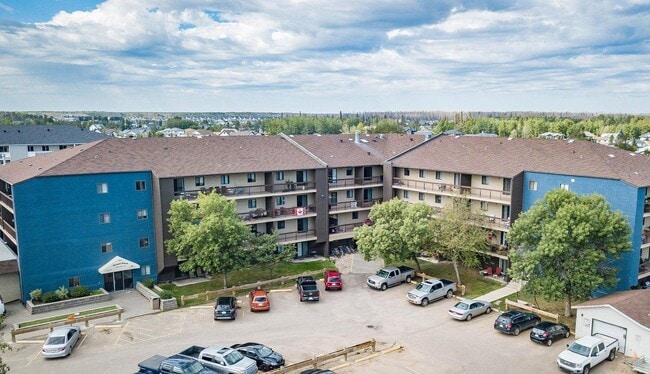 Building Photo - Stroud Place Apartments
