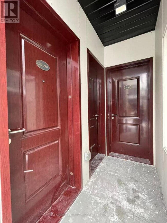 Photo - 3427 Sheppard Ave E