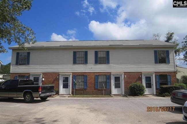 Building Photo - 110 Villa Ct Unit A