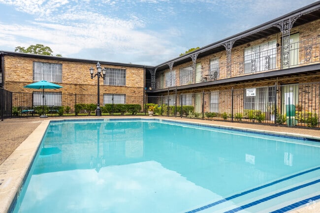 Building Photo - Tiffanys at the Galleria