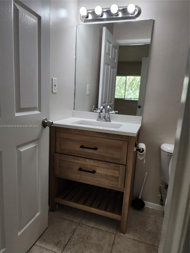 Photo - 1174 Lake Terry Dr Unidad O