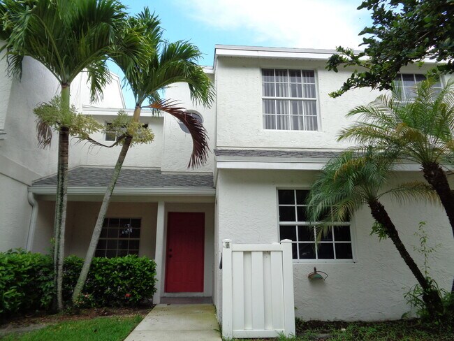 Photo - 12574 Westhampton Cir Unit G