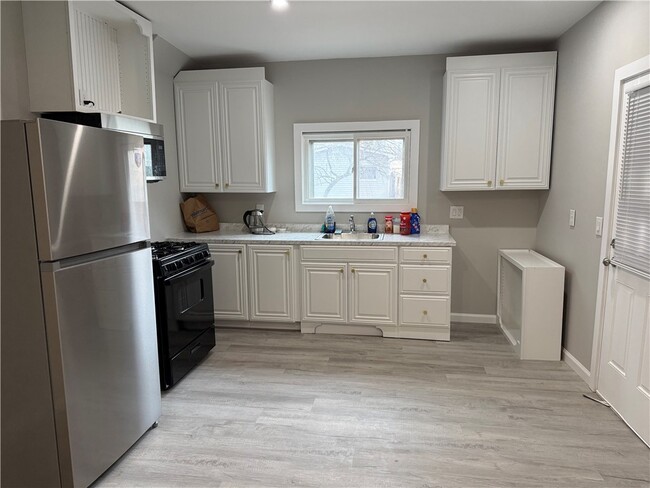 Photo - 14 Willow Pl