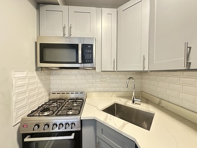 Photo - 510 W Belmont Ave Unit K5