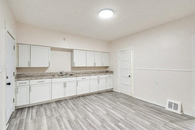 Photo - 6701 Gertrude Ave