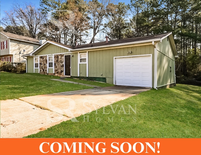 Building Photo - The living is easy in this 3 bedroom, 2 bathroom home