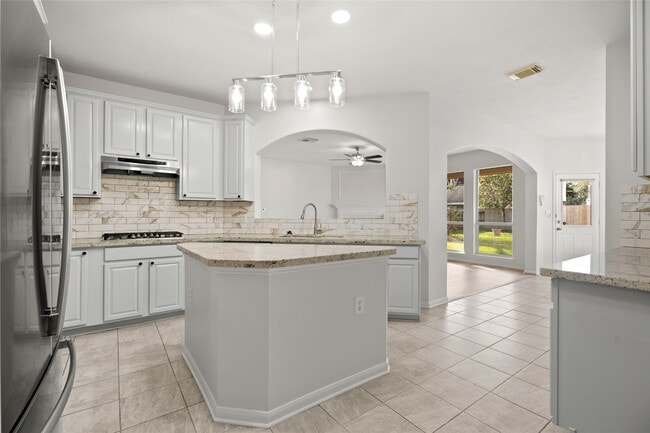 Photo - 308 Meadow Trail Ct