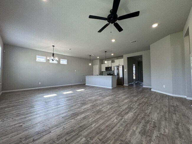 Photo - 7612 McCulloch Rd