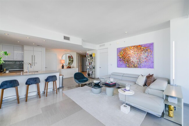 Photo - 68 SE 6th St Unit 2312