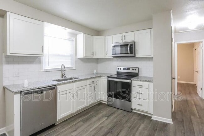 Photo - 1903 S Crescent Ave