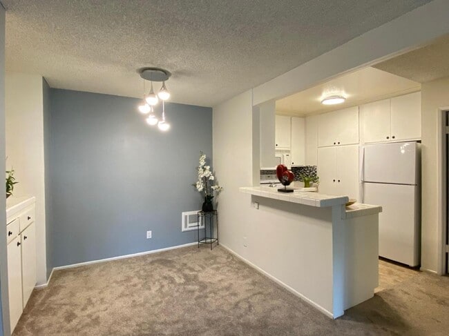 Photo - 355 S Los Robles Ave Condo Unit 144