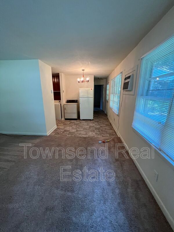 Photo - 116-A Oates Dr