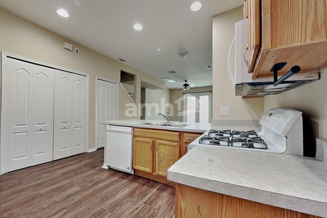 Photo - 22750 Marsh Wren Dr