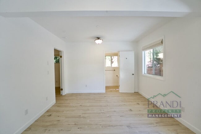 137 Maestro Rd