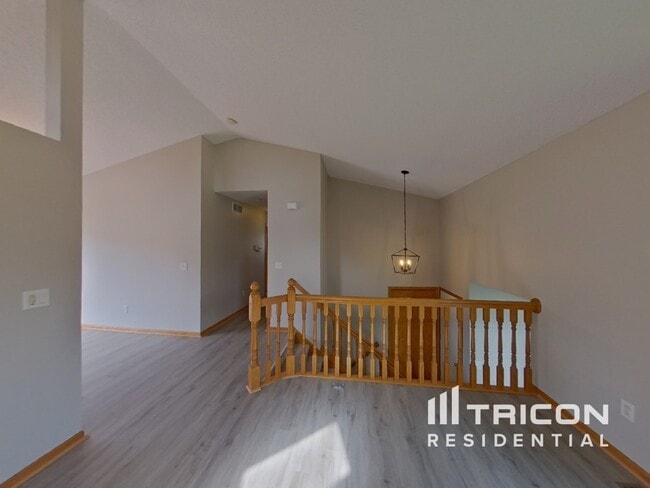 Photo - 2094 French Trace Ave