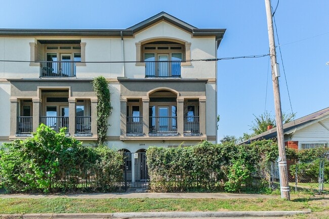 Building Photo - 2014 McIlhenny St