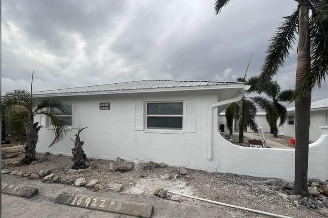 Photo - Carmen Ave - Fourplex