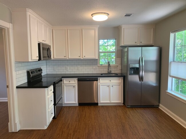 Photo - 228 W 27th St Apartment Unit B