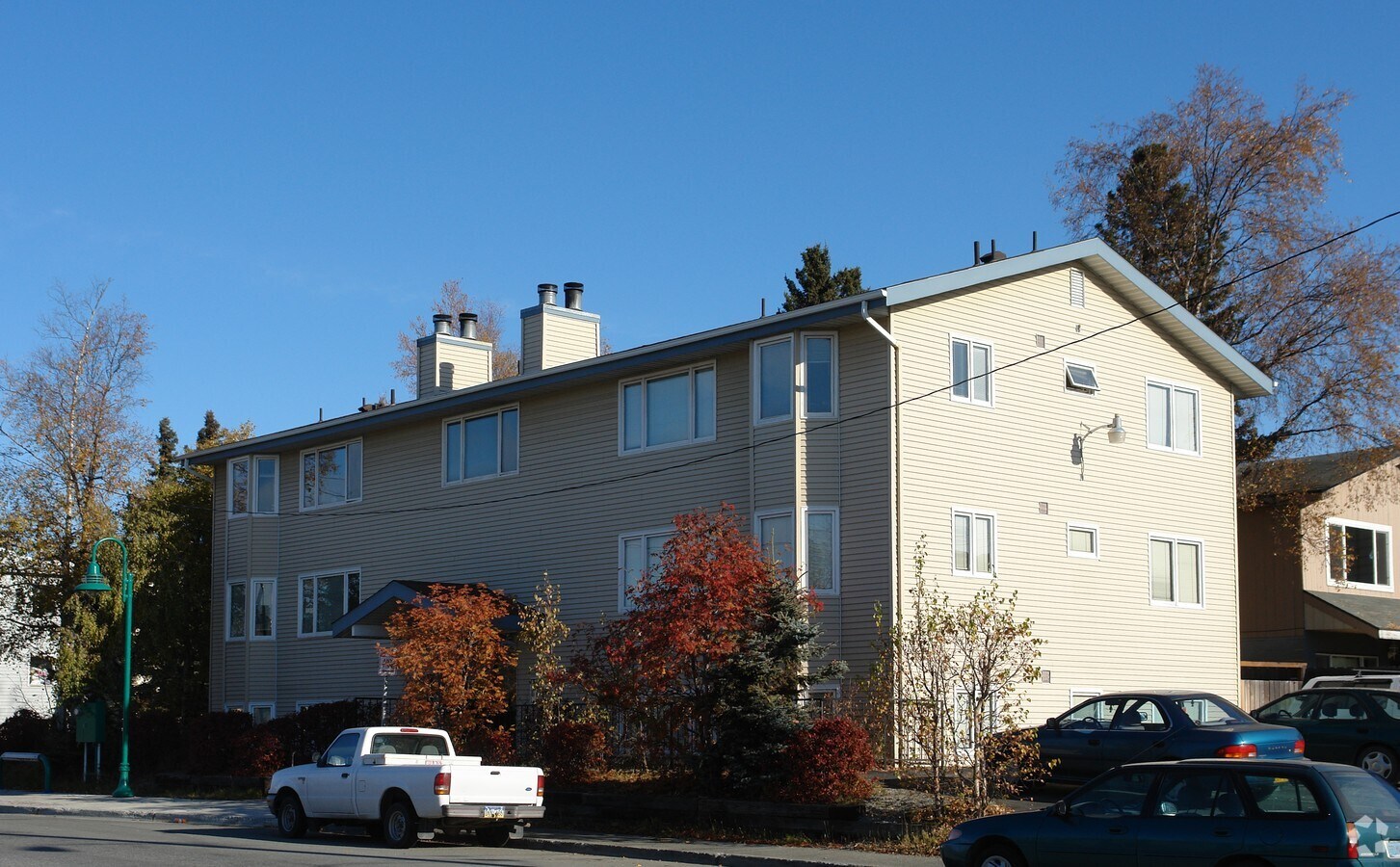 Photo - 1401 Cordova St Apartments