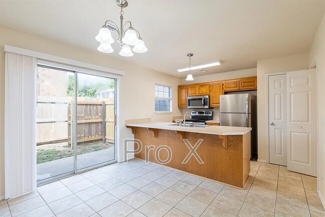 Photo - 410 SE J St Unit Apt B