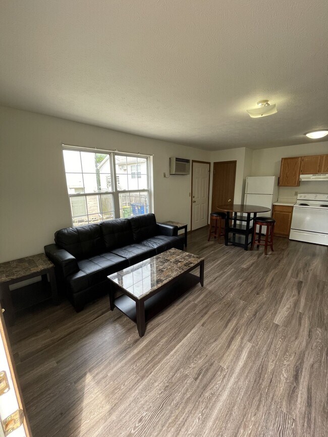 326 E Vernon Ave Apartments Normal, IL