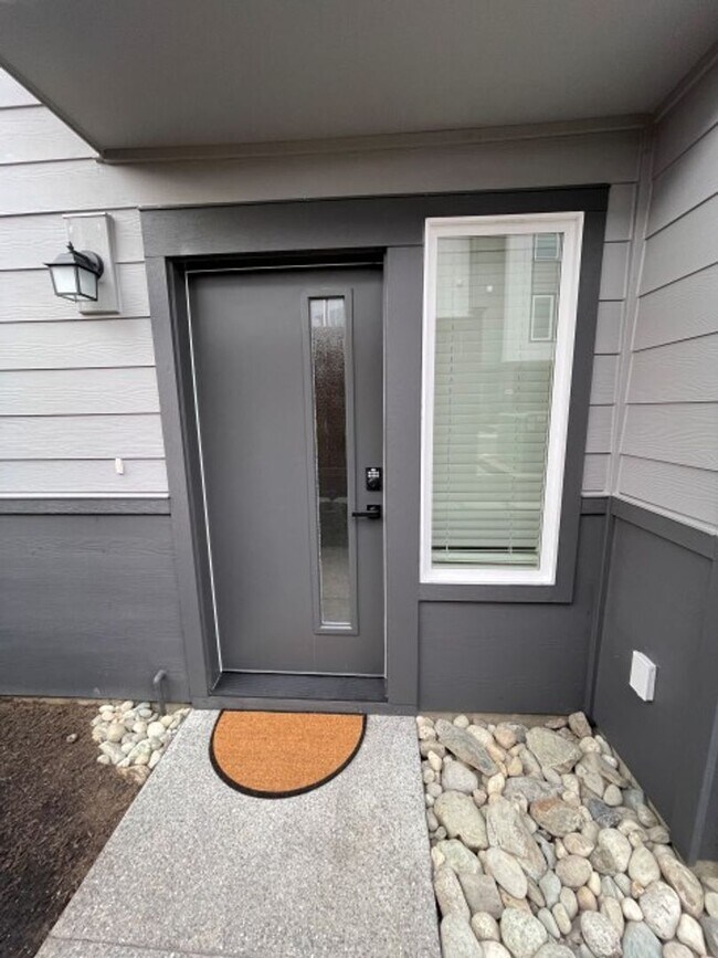 Photo - 4Bd/3.5Ba Snohomish Townhouse