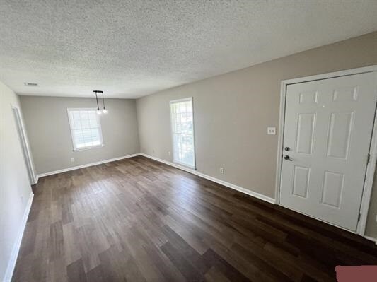 Photo - 2904 Alametos St SW