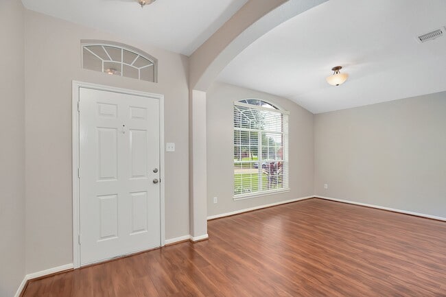 Photo - 7307 Shade Ct