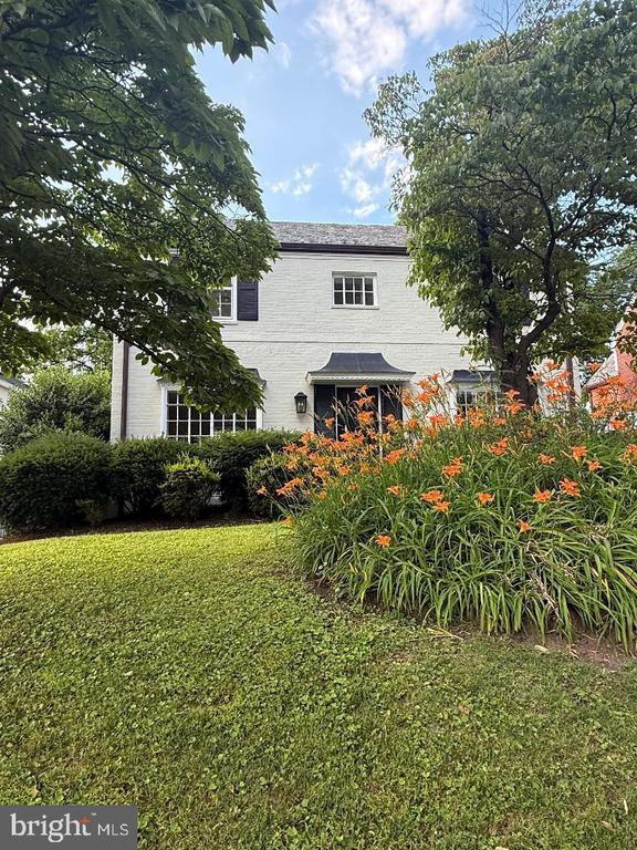 4721 Yuma St NW