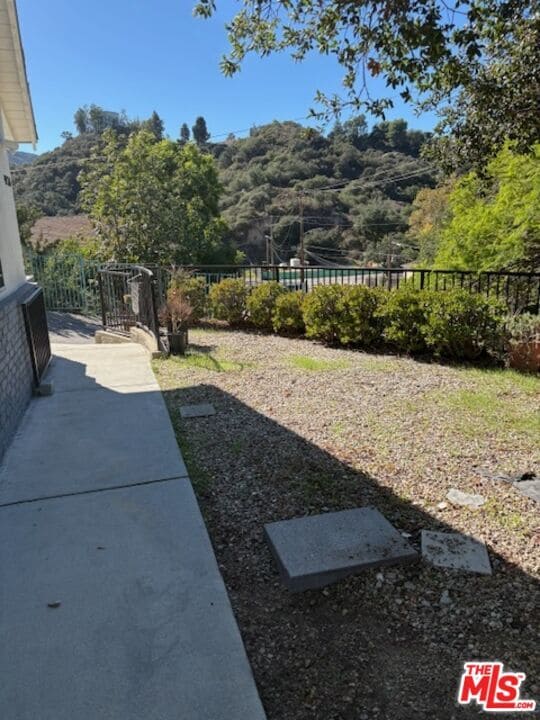 Photo - 9736 Tujunga Canyon Pl