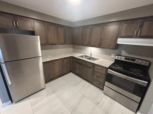 Photo - 50 Queenston Dr Unit 107