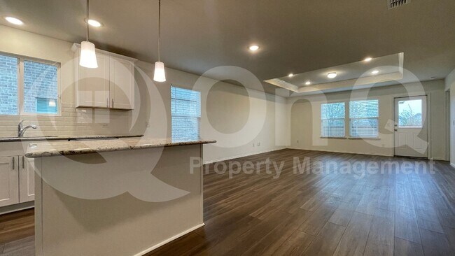 Photo - 1315 Binfield Dr