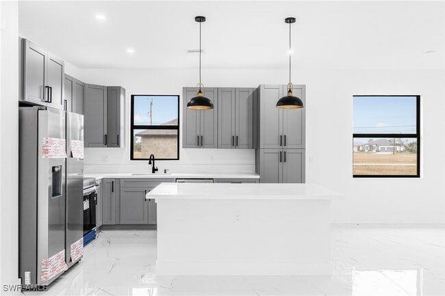 Building Photo - 3534 NW 21st St Rental