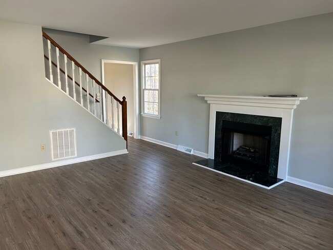 Photo - 4010 Selda Dr