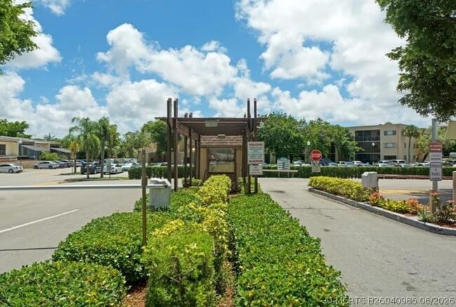 Photo - 8015 SW 107th Ave Unit 218