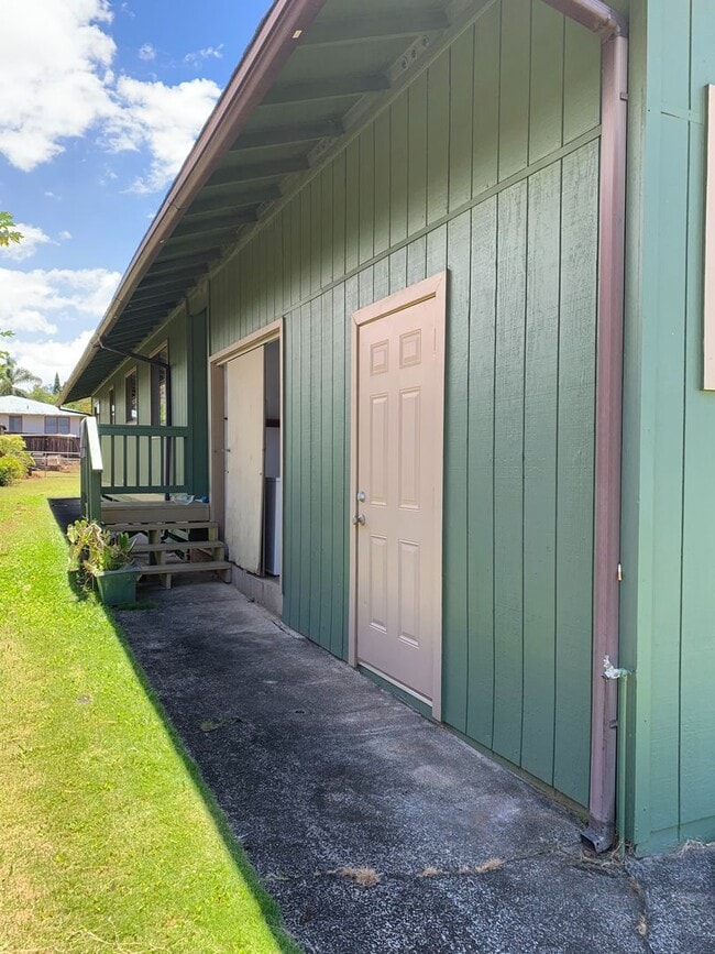 Photo - 1726 Haiku Rd Unit 1