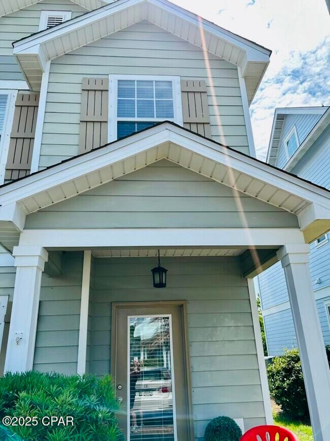 Photo - 335 Madison Circle