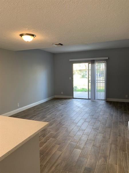 Photo - 125 SW 3rd St