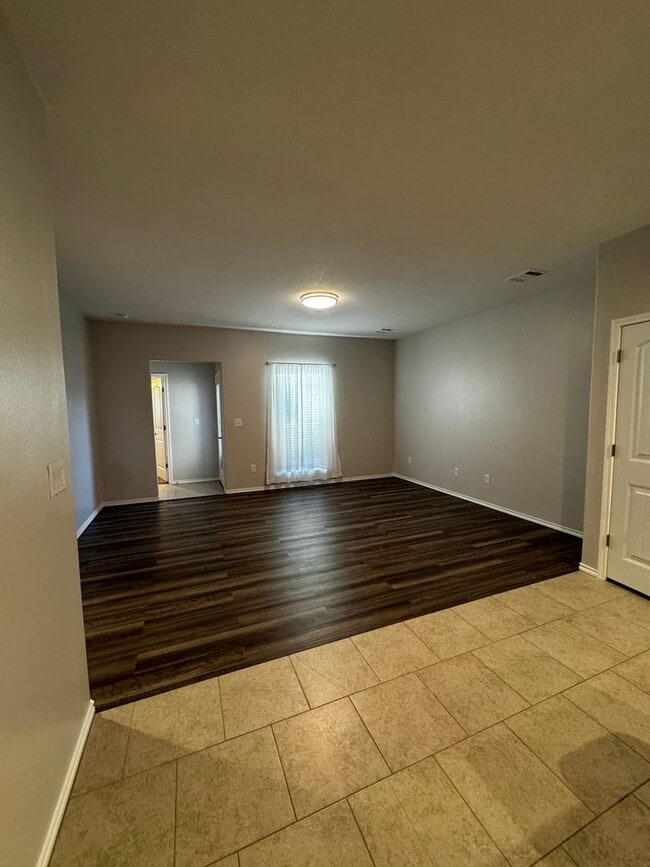 Photo - Located in Tradewinds 3/2/2