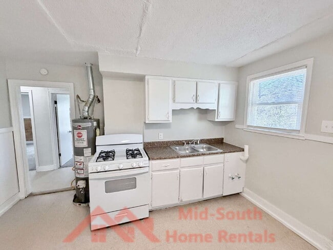 Photo - 1417 Rayner St