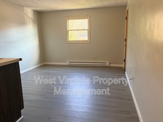 Photo - 184 Wyndale Dr Unit 12