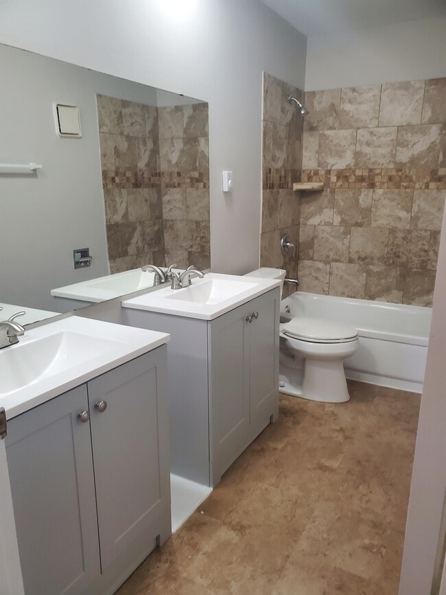 Photo - 7437 Hazelcrest Dr