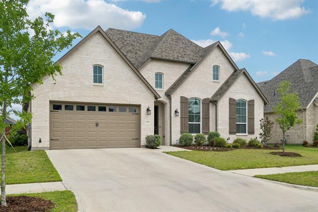 Photo - 453 Arcane St