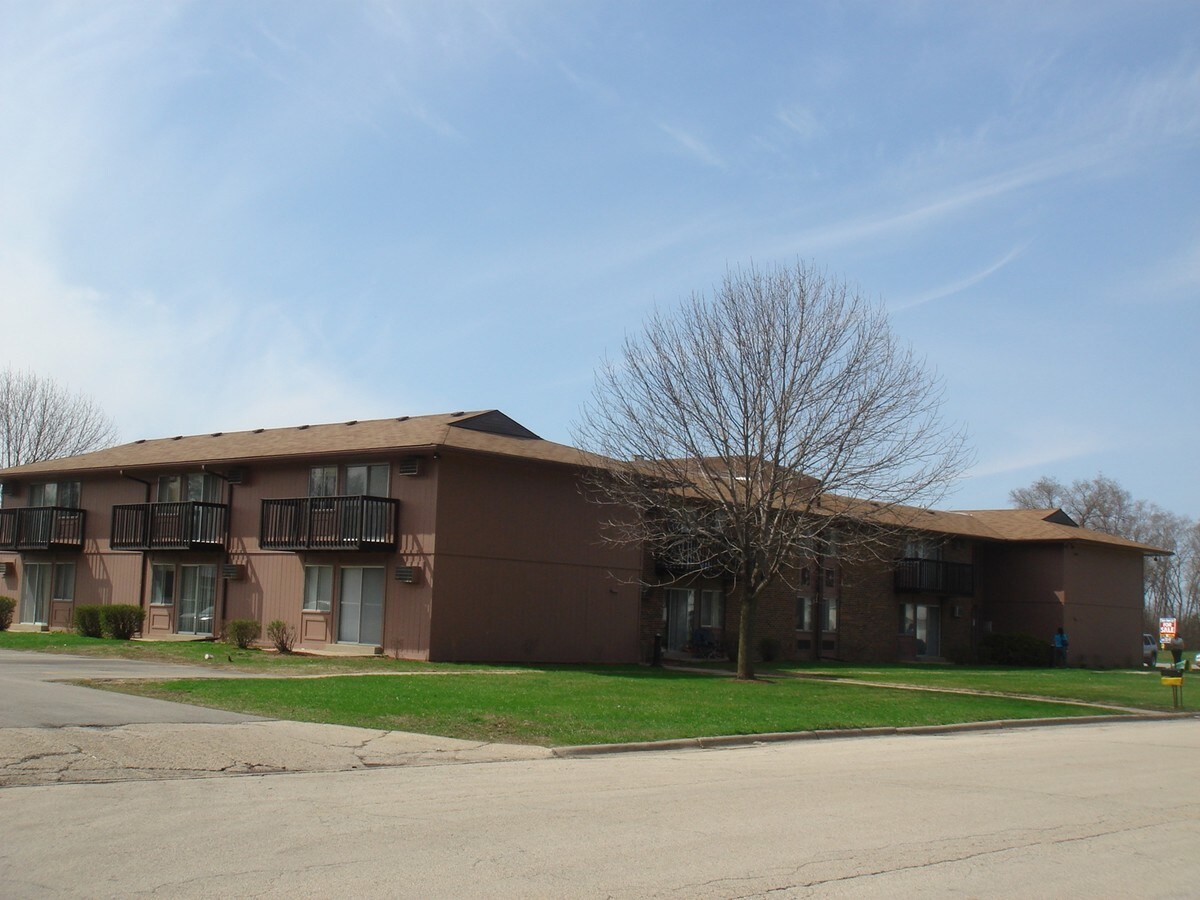 Foxwood Hills - Foxwood Hills